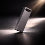 Серая USB-флешка с логотипом